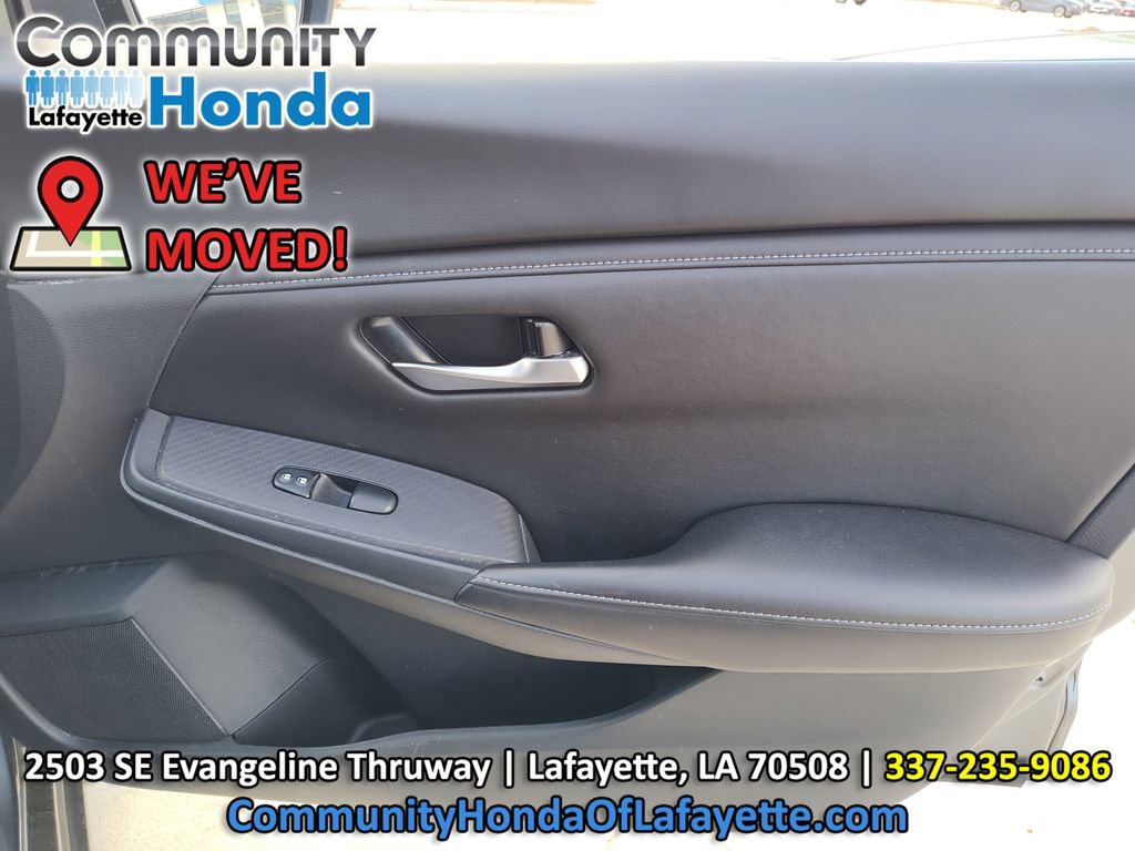 Used 2024 Nissan Sentra SV FWD image 31