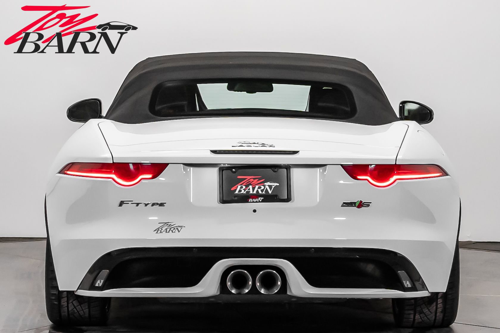 Used 2016 Jaguar F-TYPE S image 12