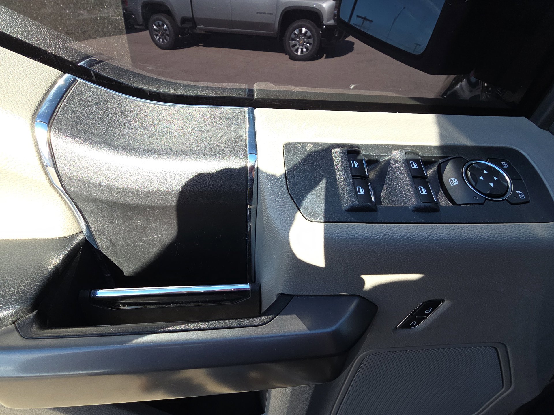 Used 2020 Ford F150 XLT w/ Equipment Group 301A Mid image 15