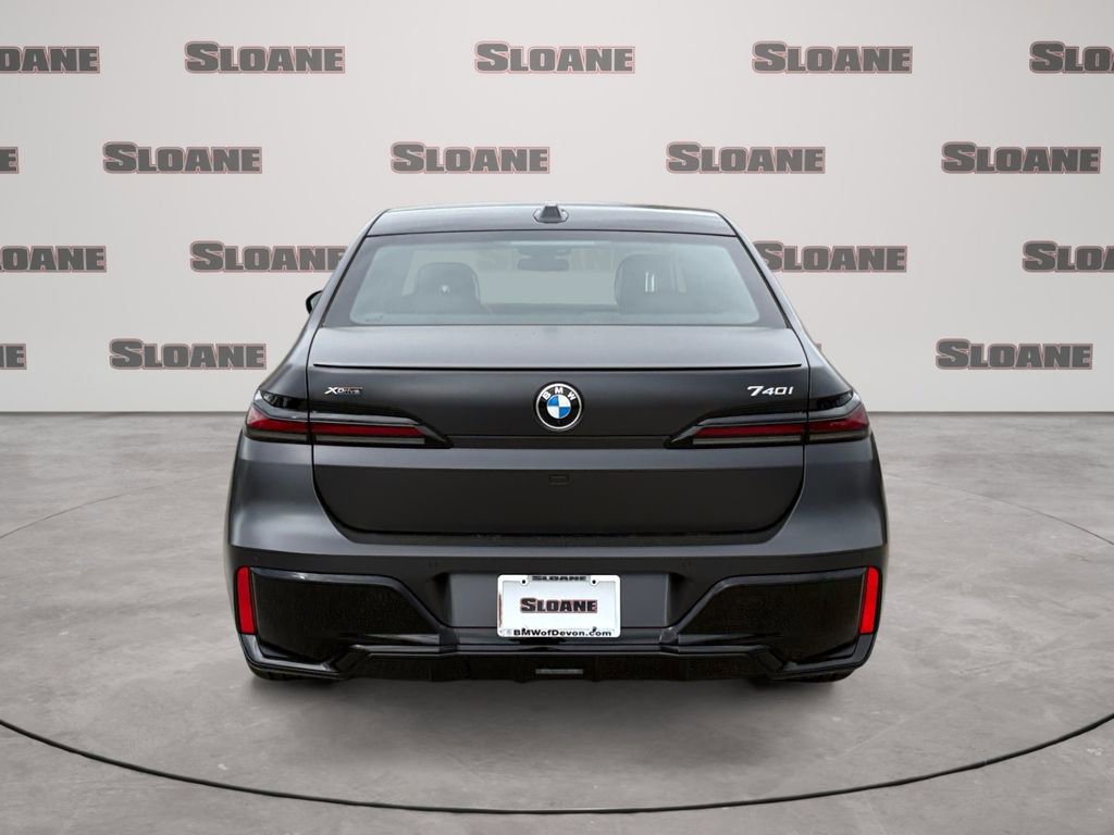 New 2026 BMW 740i xDrive image 4