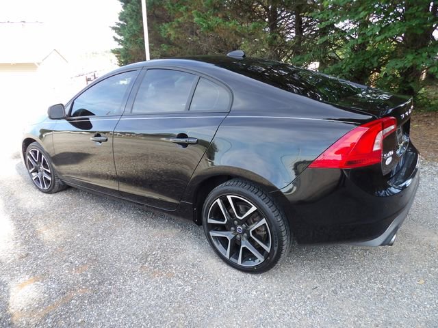Used 2017 Volvo S60 T5 Dynamic w/ Vision Package AWD/4WD image 3