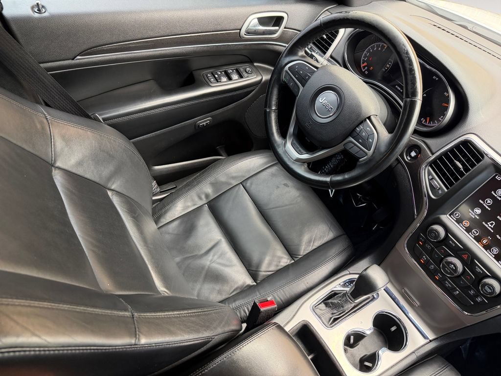 Used 2018 Jeep Grand Cherokee Limited RWD image 15
