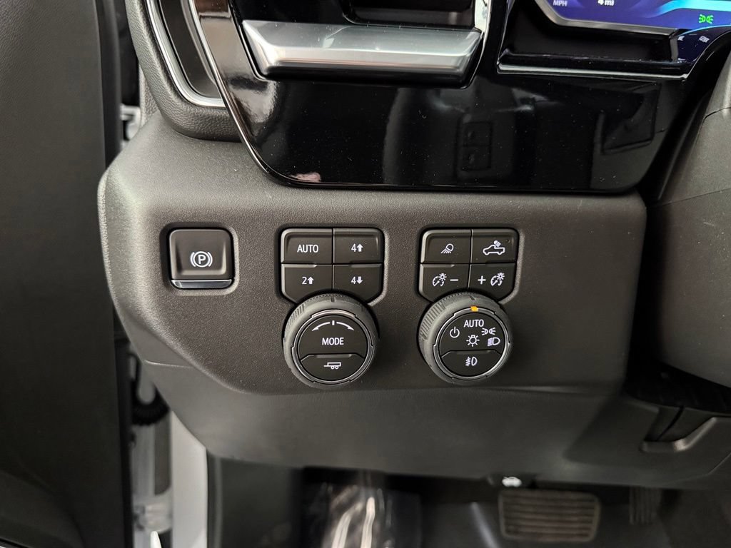 New 2026 Chevrolet Silverado 1500 RST w/ Z71 Off-Road Package AWD/4WD image 7
