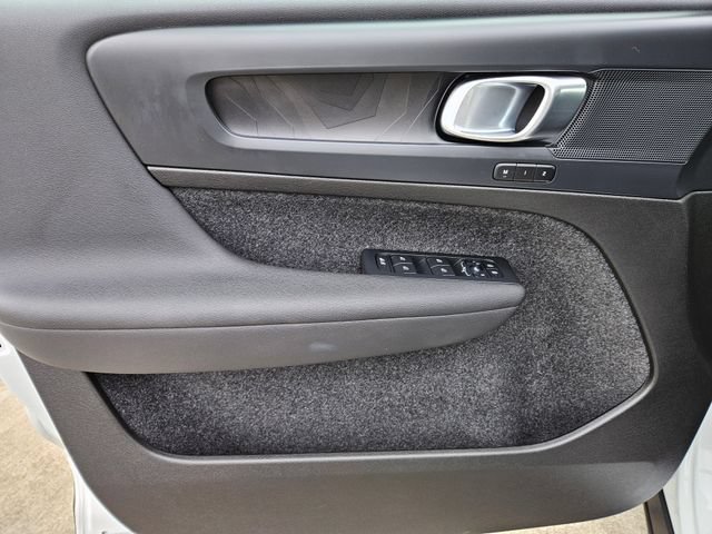 Certified 2023 Volvo XC40 Recharge Plus w/ Protection Package Premier AWD/4WD image 19