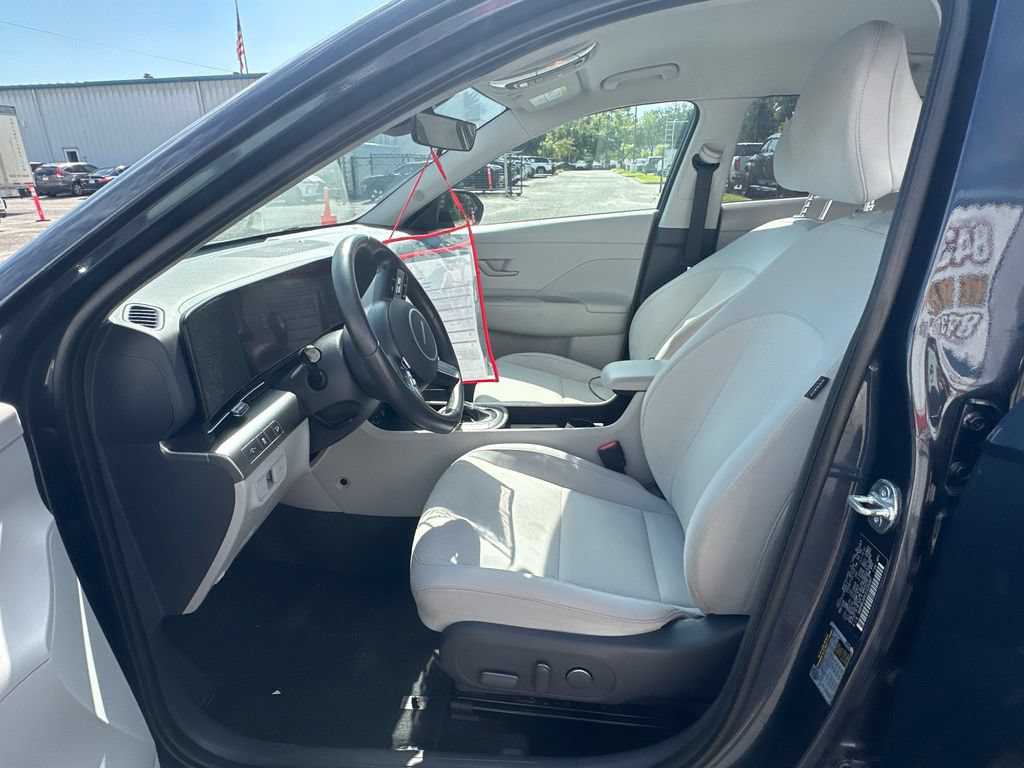 Used 2025 Hyundai Kona SEL AWD/4WD image 11