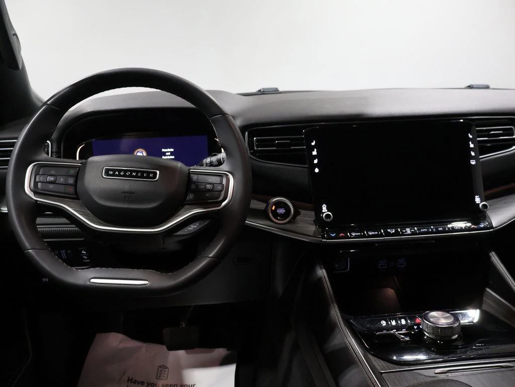 Certified 2024 Jeep Wagoneer Series II image 17