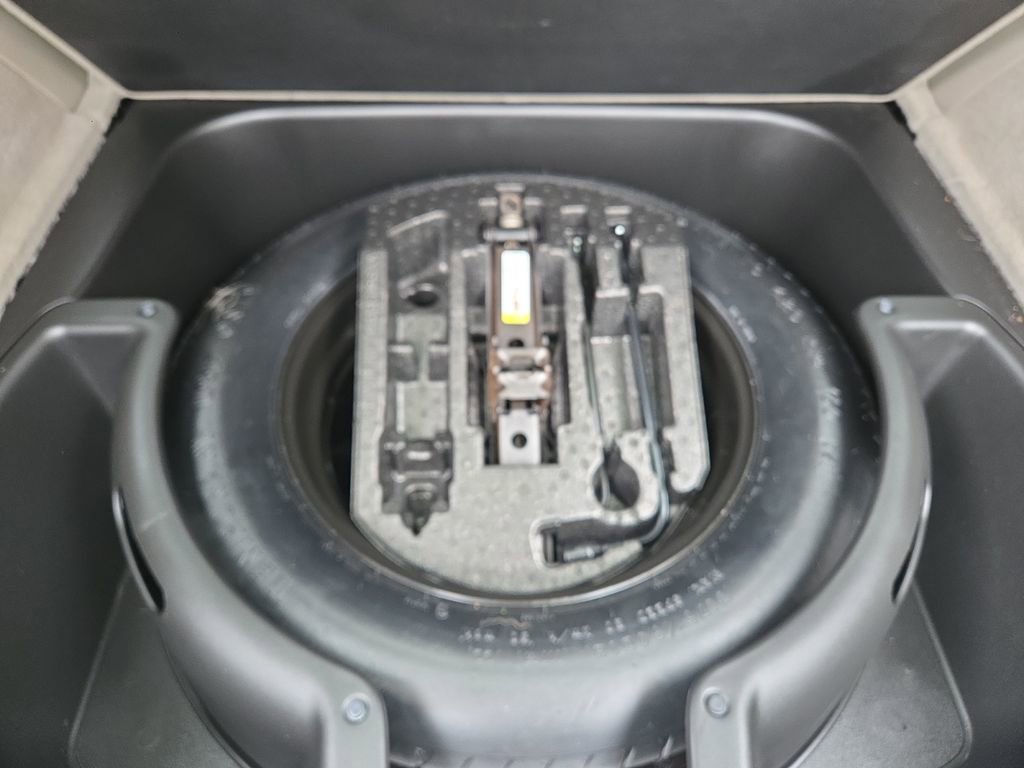 Used 2013 Jeep Grand Cherokee Laredo image 20