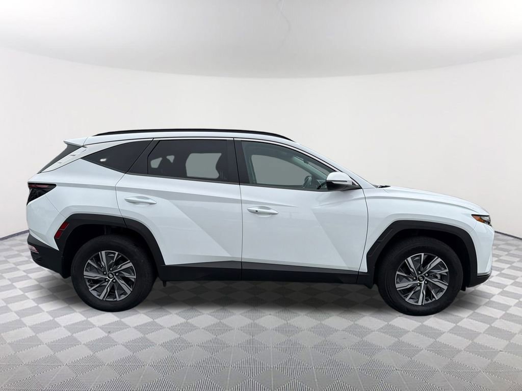 Used 2022 Hyundai Tucson Blue image 4