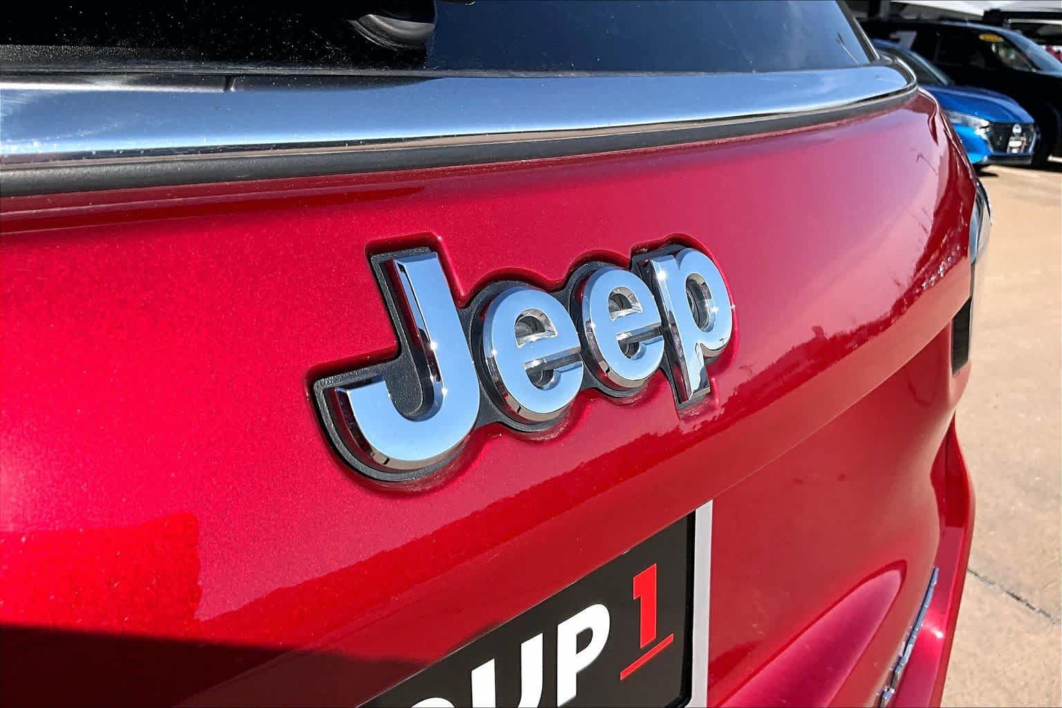 Used 2025 Jeep Compass Limited AWD/4WD image 28