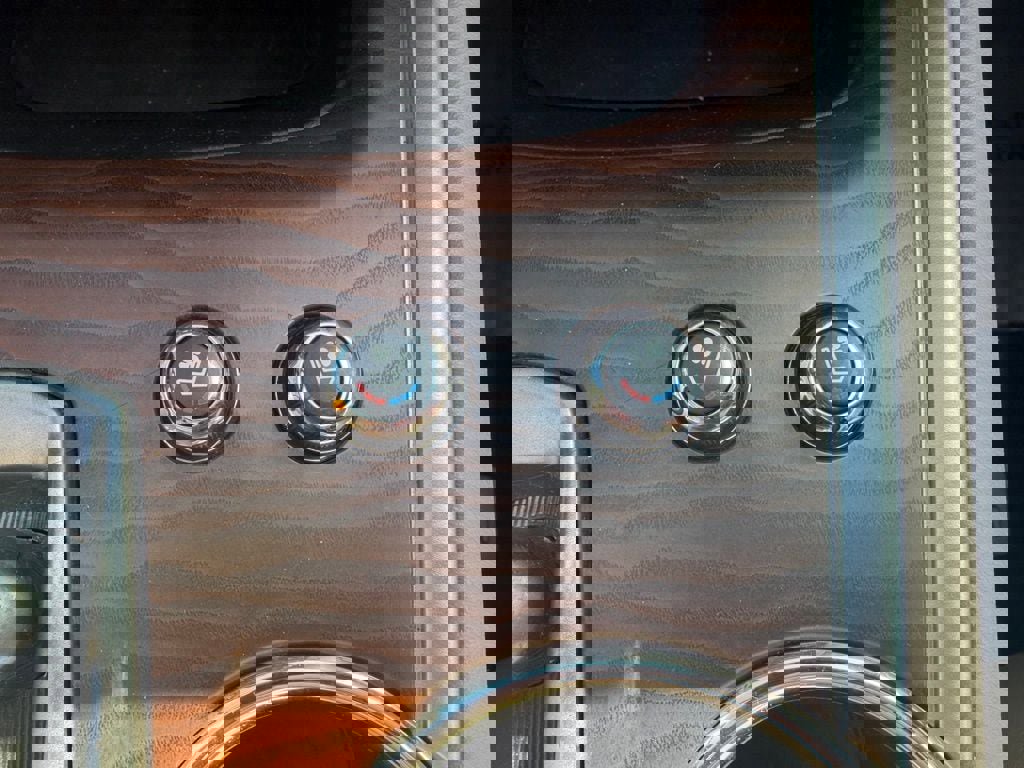 Used 2017 Nissan Pathfinder Platinum w/ Cargo Package image 30