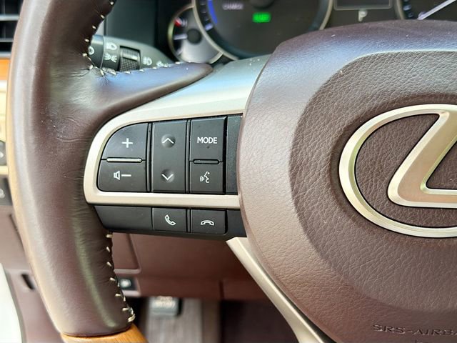 Used 2016 Lexus ES 300h w/ Luxury Package w/Wood Trim image 36