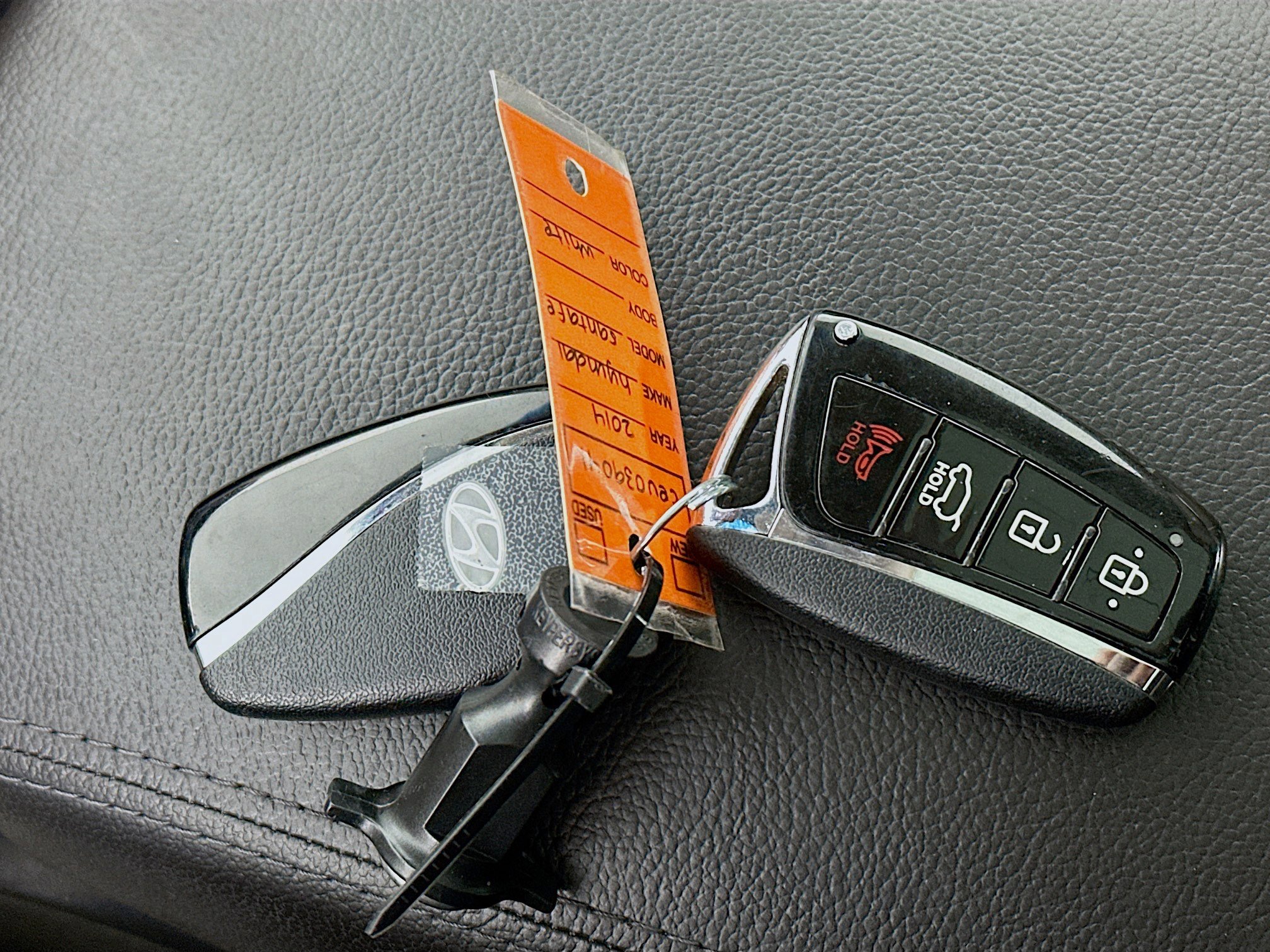 Used 2014 Hyundai Santa Fe Limited AWD/4WD image 25