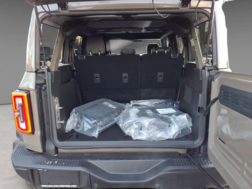 New 2025 Ford Bronco Badlands w/ Sasquatch Package image 7