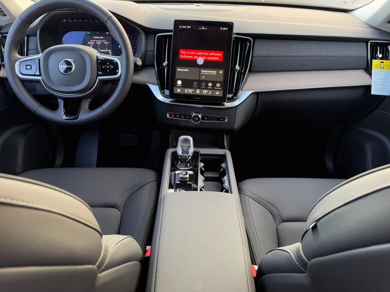 New 2026 Volvo XC90 B6 Plus w/ Protection Package Premier AWD/4WD image 6