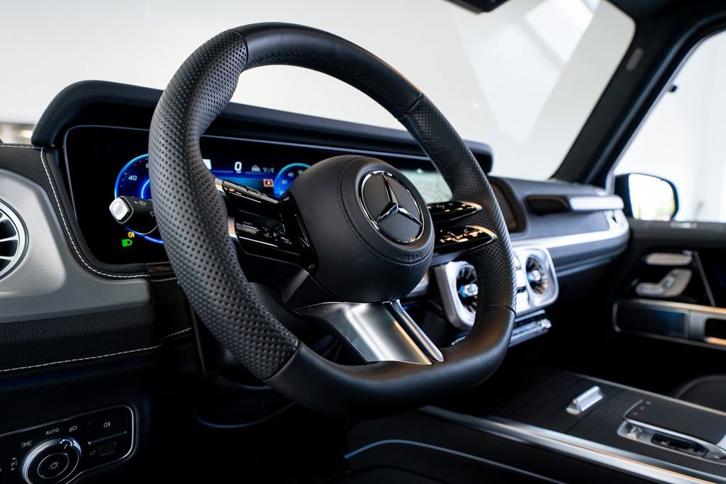 Used 2025 Mercedes-Benz G 580 w/ EQ Technology image 28