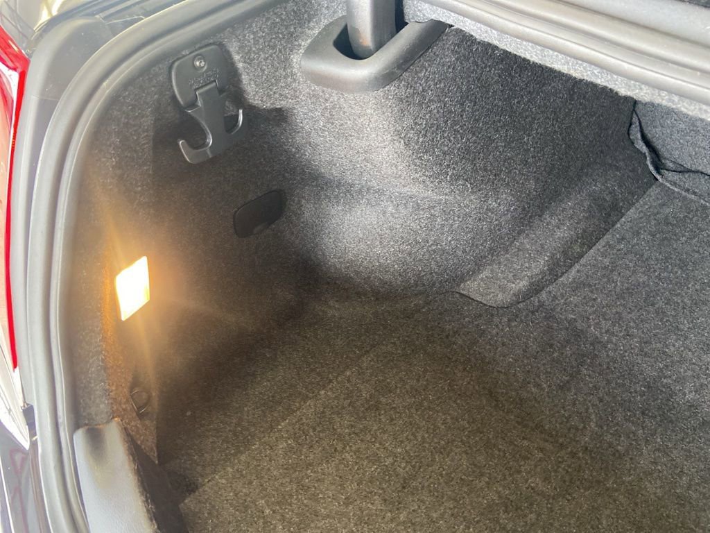 Used 2021 Chrysler 300 S image 15