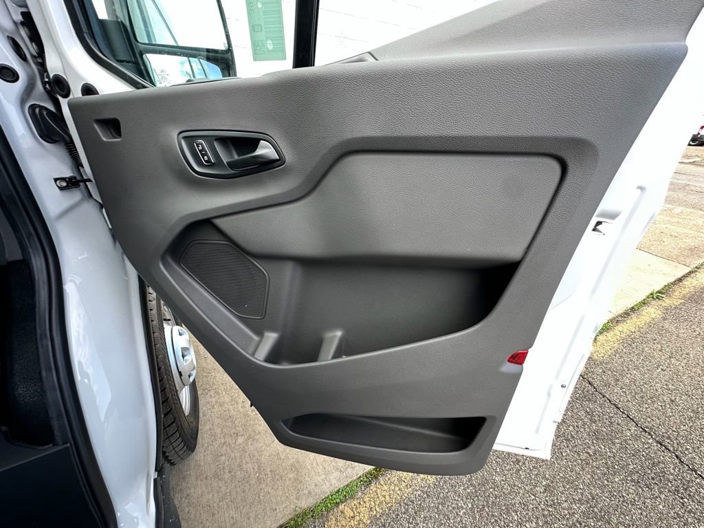 New 2026 Ford Transit 350 148 Medium Roof AWD w/ Load Area Protection Package image 20