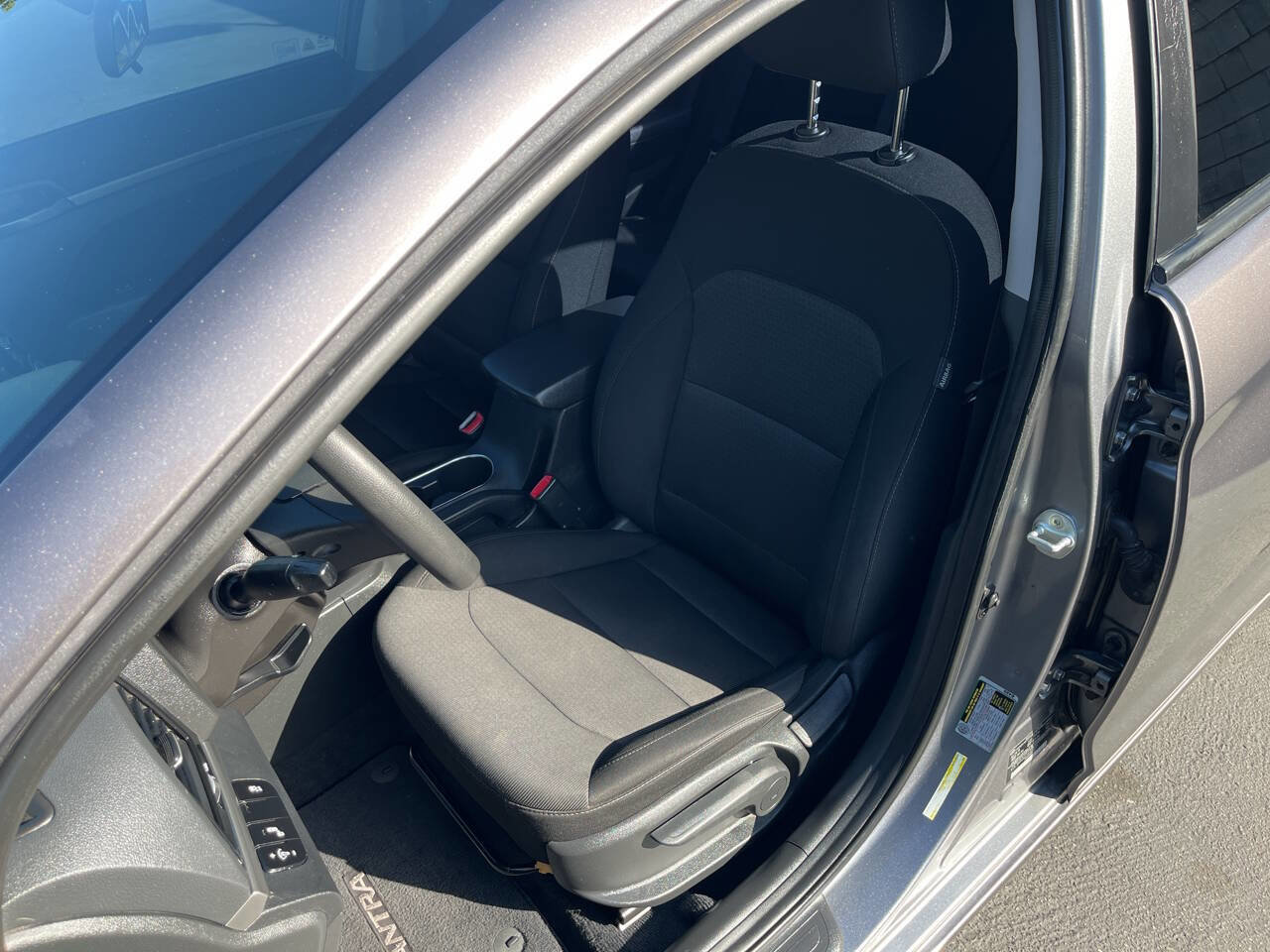 Used 2018 Hyundai Elantra SEL w/ Cargo Package image 8