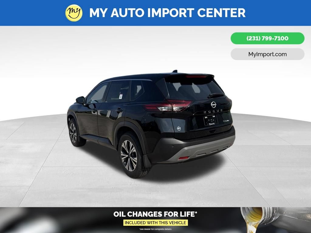 Used 2023 Nissan Rogue SV AWD/4WD image 5