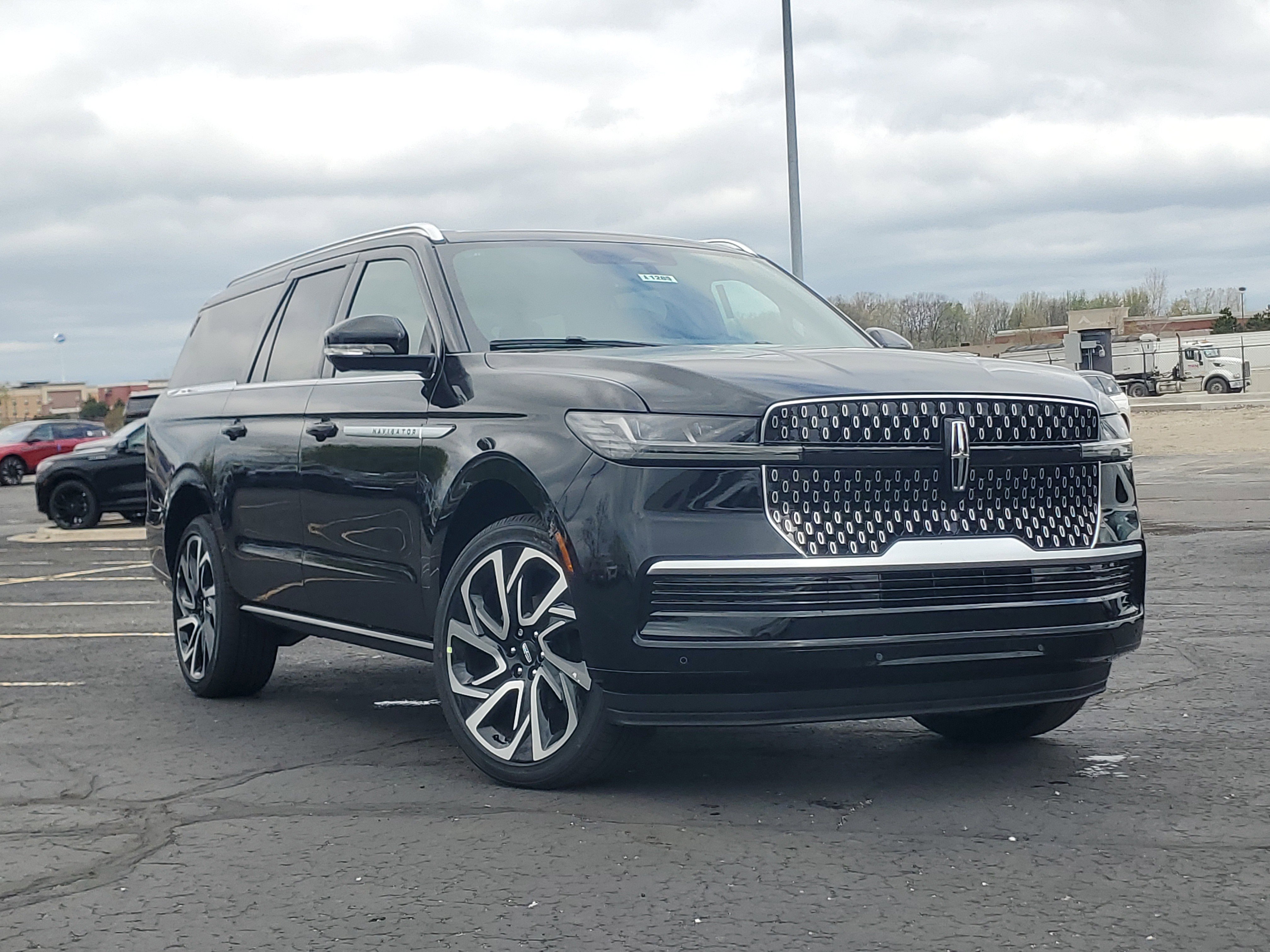 New 2026 Lincoln Navigator L Reserve