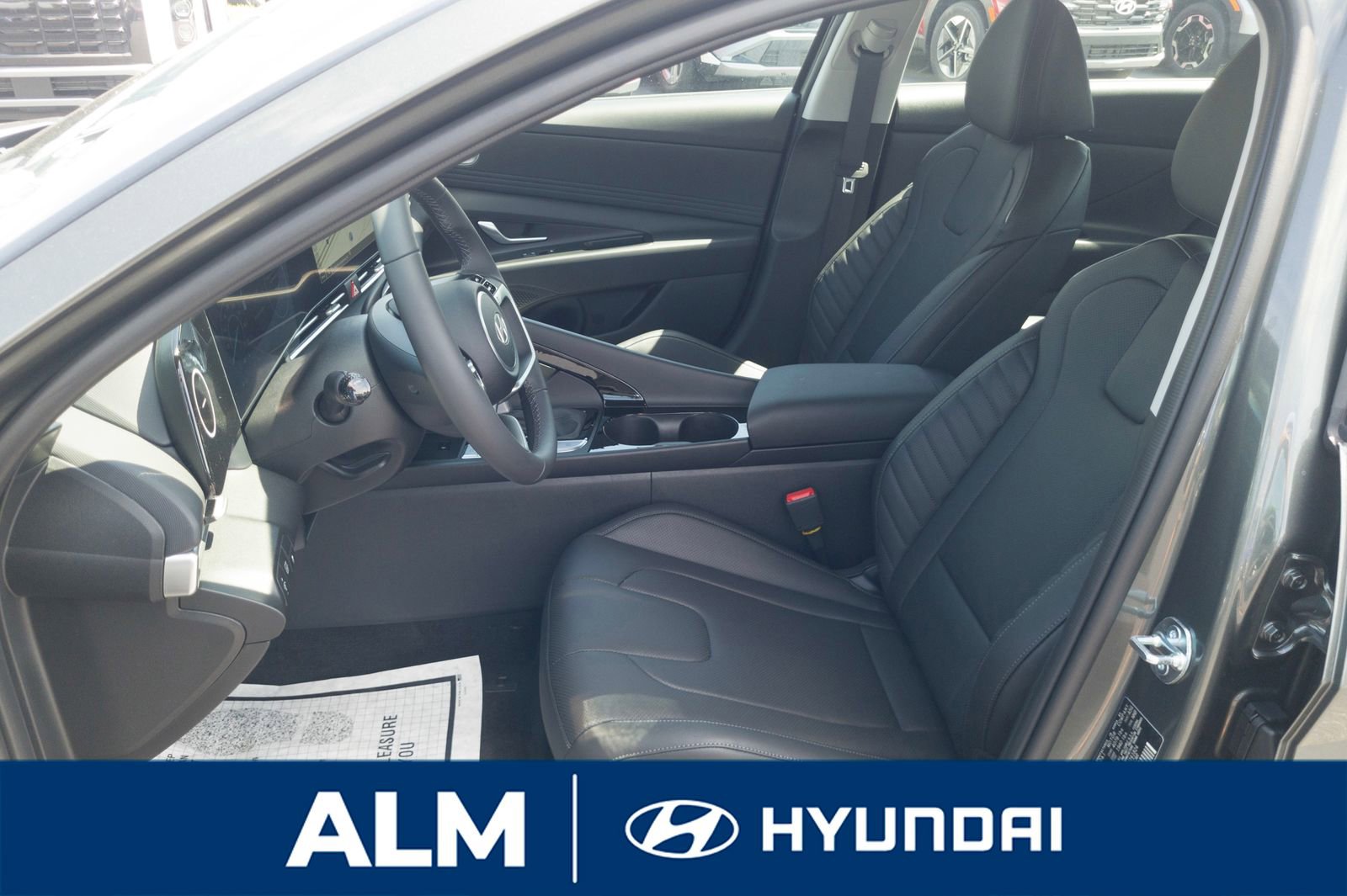 New 2025 Hyundai Elantra Limited image 13