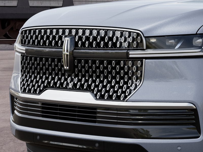 New 2027 Lincoln Navigator Premiere RWD image 17