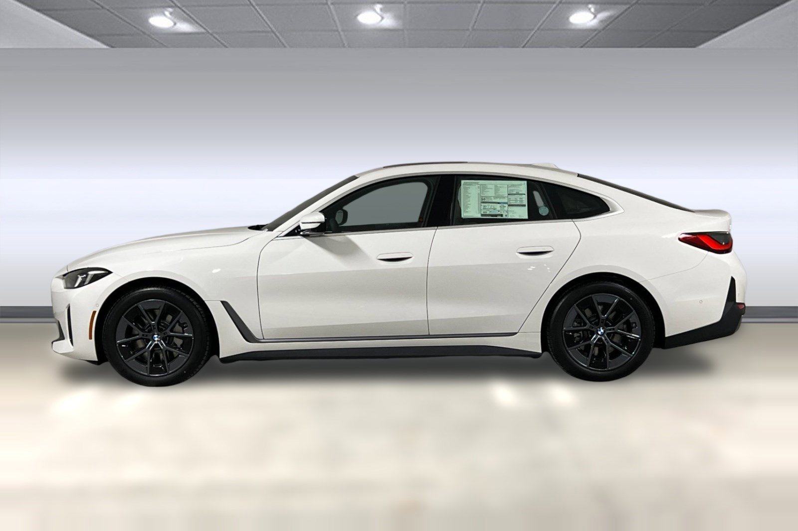 Used 2025 BMW i4 xDrive40i w/ Premium Package image 2