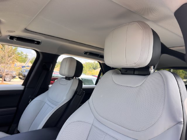 Used 2023 Land Rover Range Rover Sport SE Dynamic AWD/4WD image 13