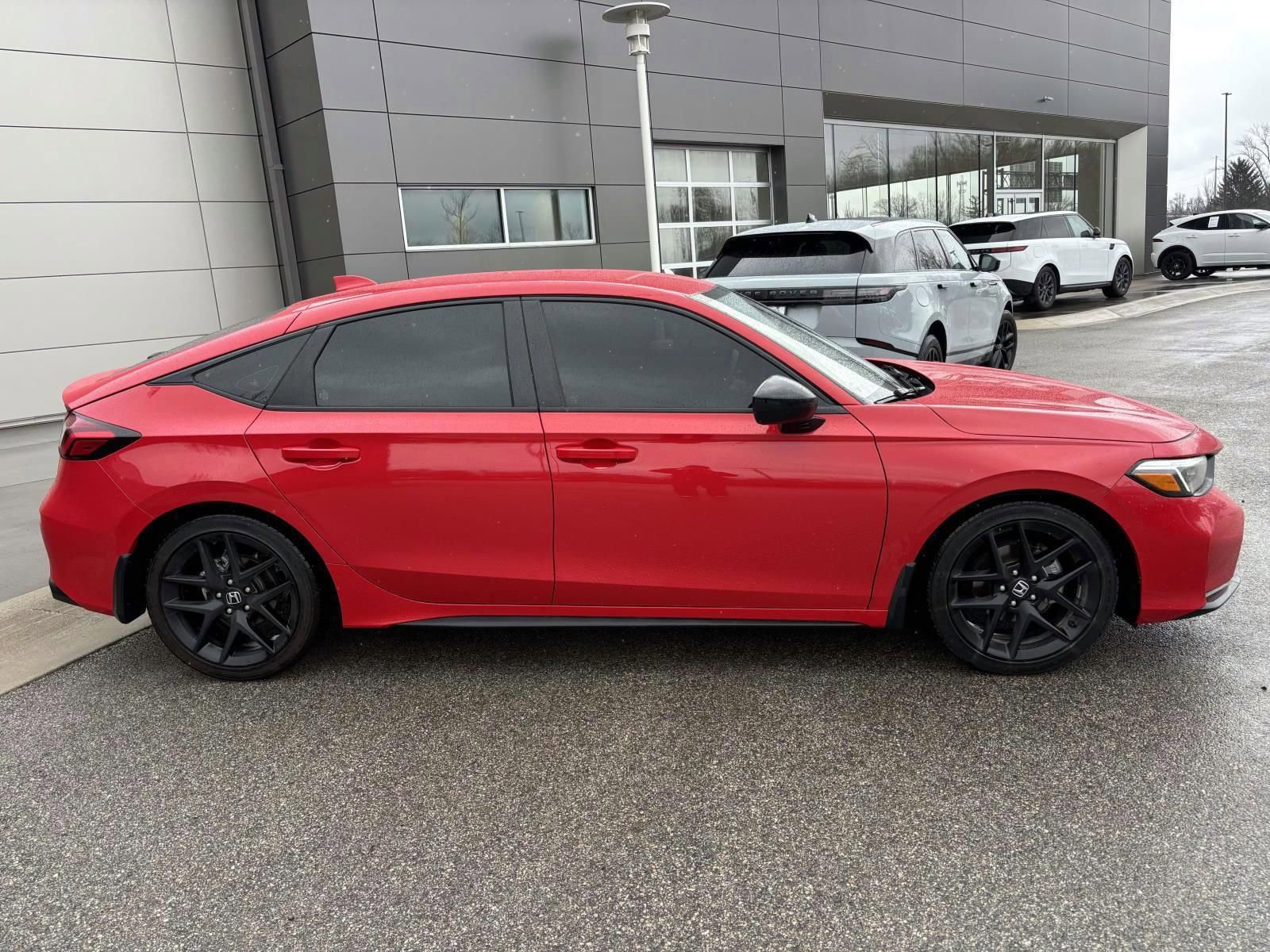 Used 2025 Honda Civic Sport image 4