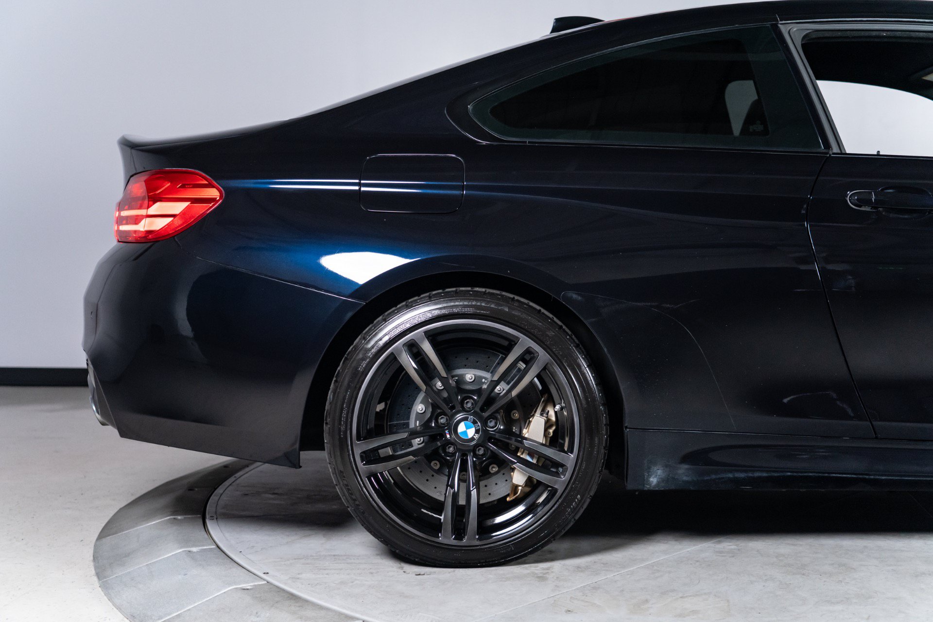 Used 2015 BMW M4 Coupe RWD image 96