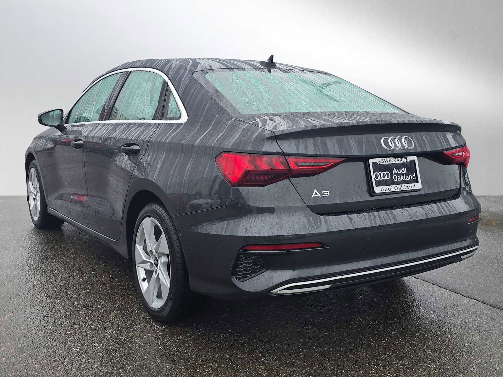 Used 2024 Audi A3 2.0T Premium image 5