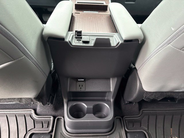 Used 2023 Toyota Sienna XLE w/ XLE Plus Package AWD/4WD image 26