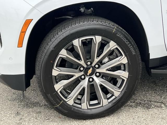 New 2026 Chevrolet Suburban High Country w/ LPO, Get Active Package RWD image 33