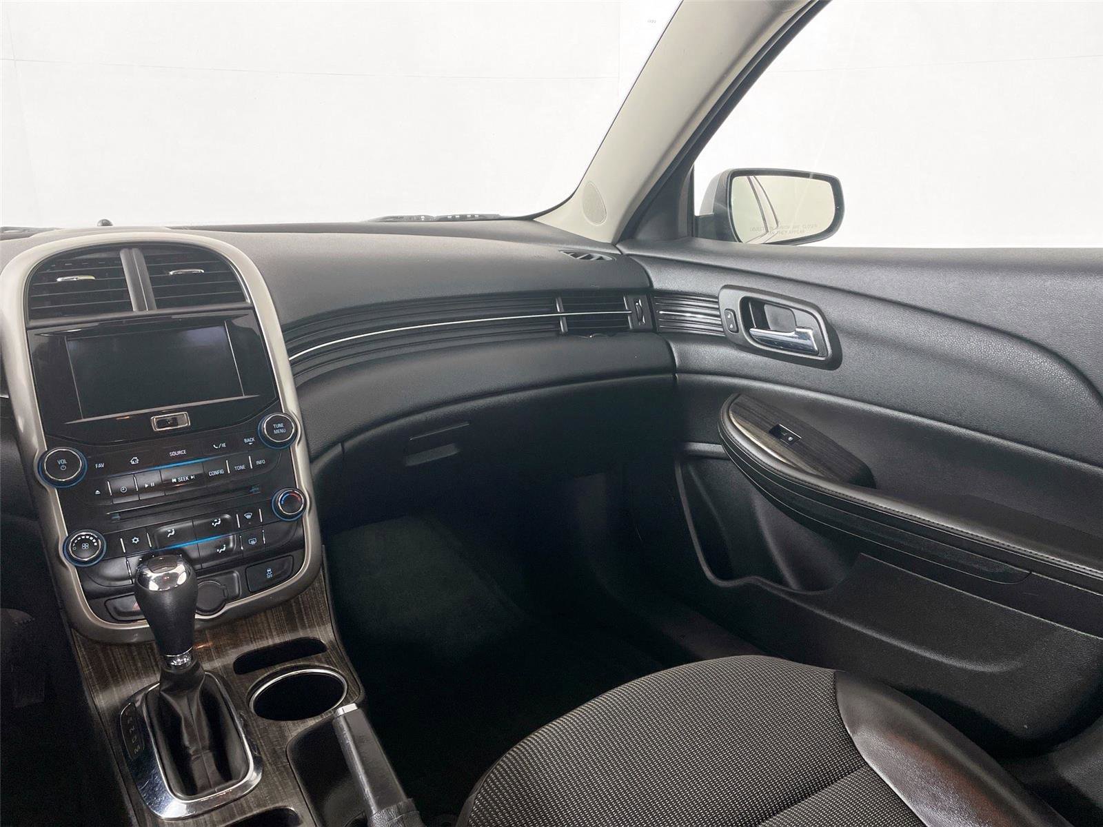 Used 2014 Chevrolet Malibu LT w/ Power Convenience Package image 28