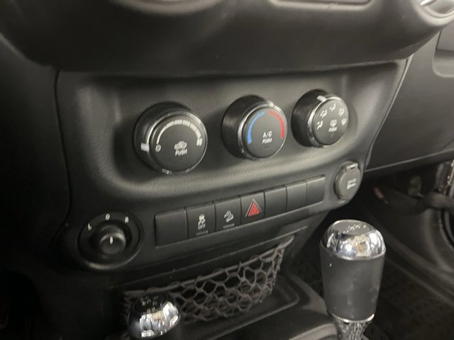 Used 2013 Jeep Wrangler Unlimited Sport image 12