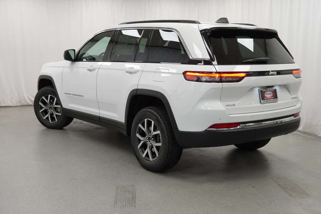 New 2027 Jeep Grand Cherokee Laredo AWD/4WD image 13