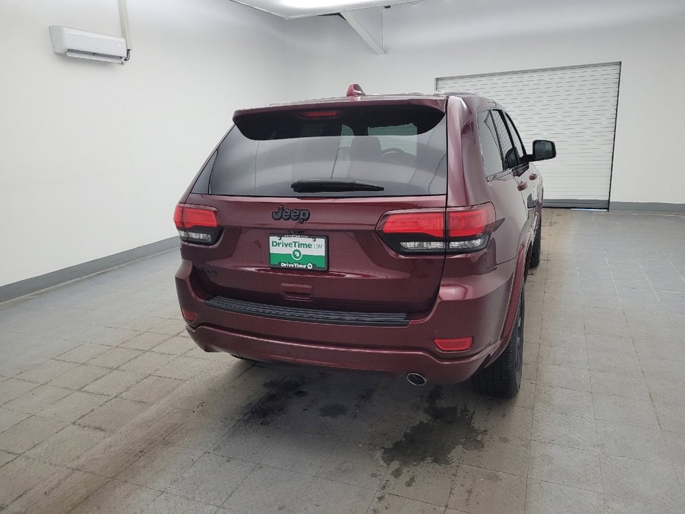 Used 2018 Jeep Grand Cherokee Altitude image 7