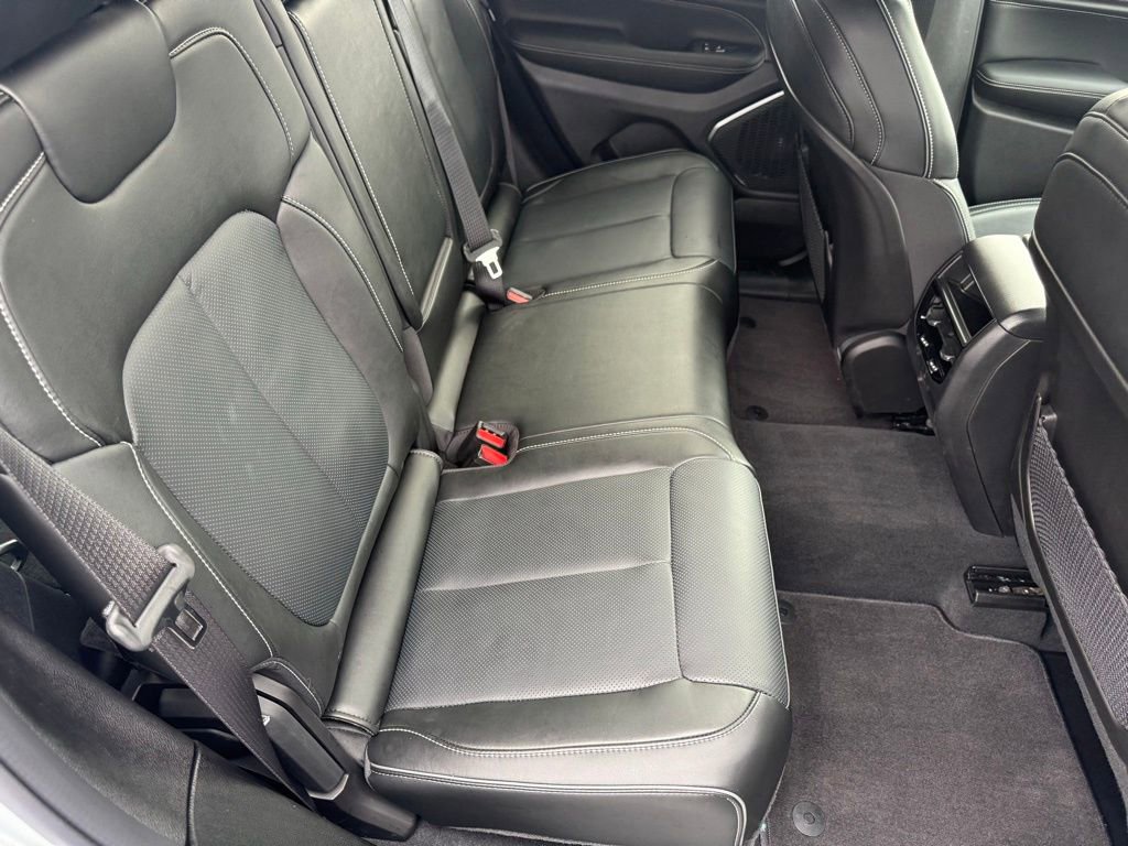 New 2025 Jeep Grand Cherokee Overland AWD/4WD image 47