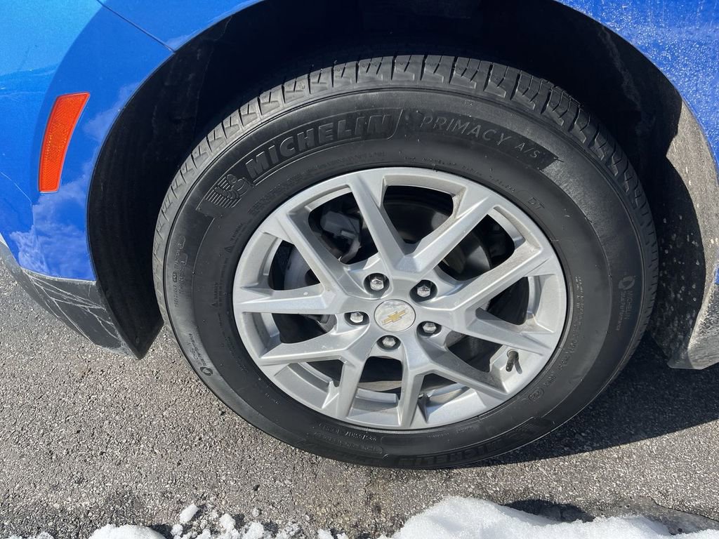 Used 2024 Chevrolet Equinox LT w/ LPO, Floor Liner Package image 2