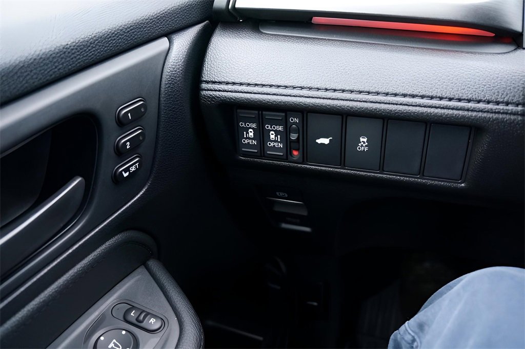 New 2026 Honda Odyssey Sport-L image 18