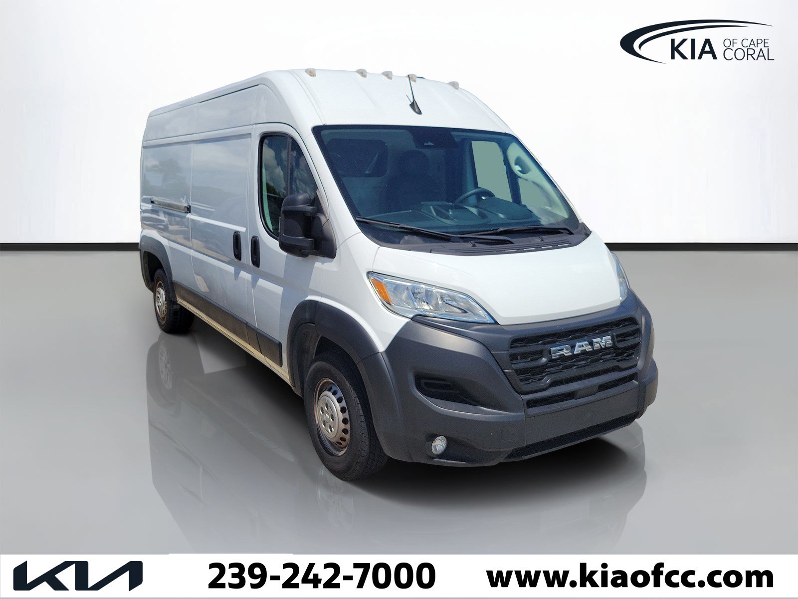 Used 2025 RAM ProMaster 2500 w/ Convenience Group FWD video 1