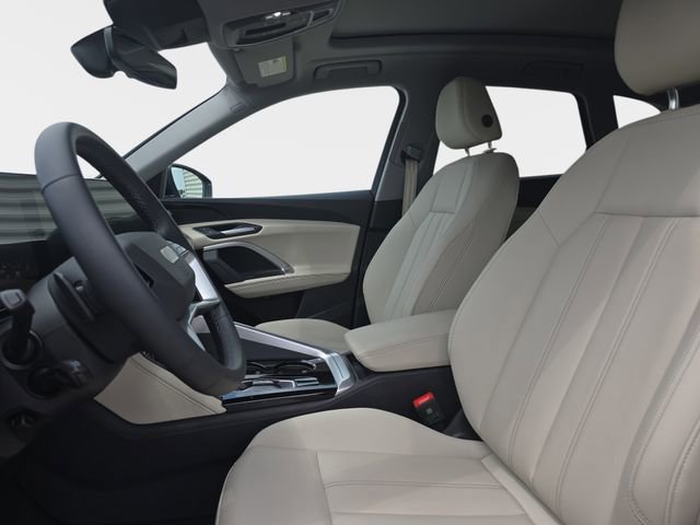 Used 2025 Audi Q5 Premium w/ Convenience Package AWD/4WD image 18