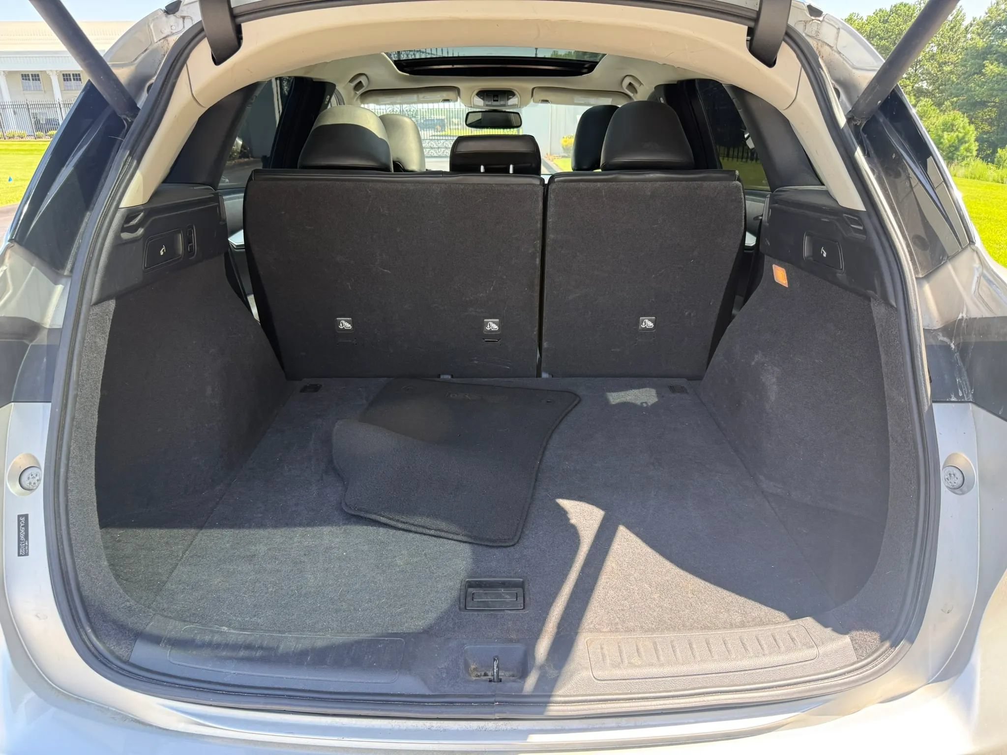 Used 2019 INFINITI QX50 AWD image 8