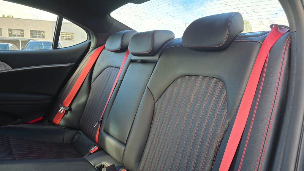 Used 2023 Genesis G70 2.0T w/ Sport Prestige Package image 17