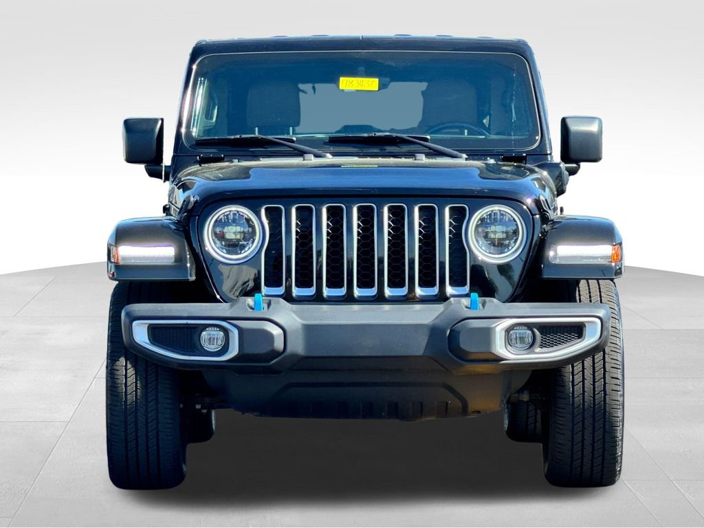 Used 2023 Jeep Wrangler Unlimited Sahara w/ Cold Weather Group AWD/4WD video 2