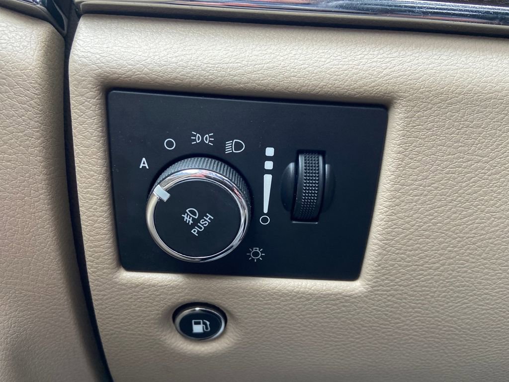 Used 2017 Jeep Grand Cherokee Limited w/ Trailer Tow Group IV image 31