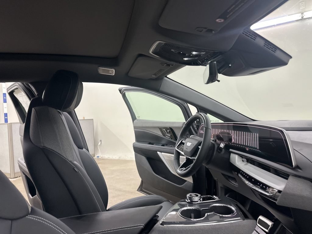 New 2026 Cadillac Optiq Sport 1 AWD/4WD image 18