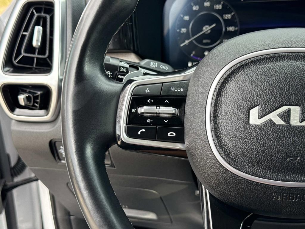 Used 2023 Kia Sorento SX Prestige AWD/4WD image 10
