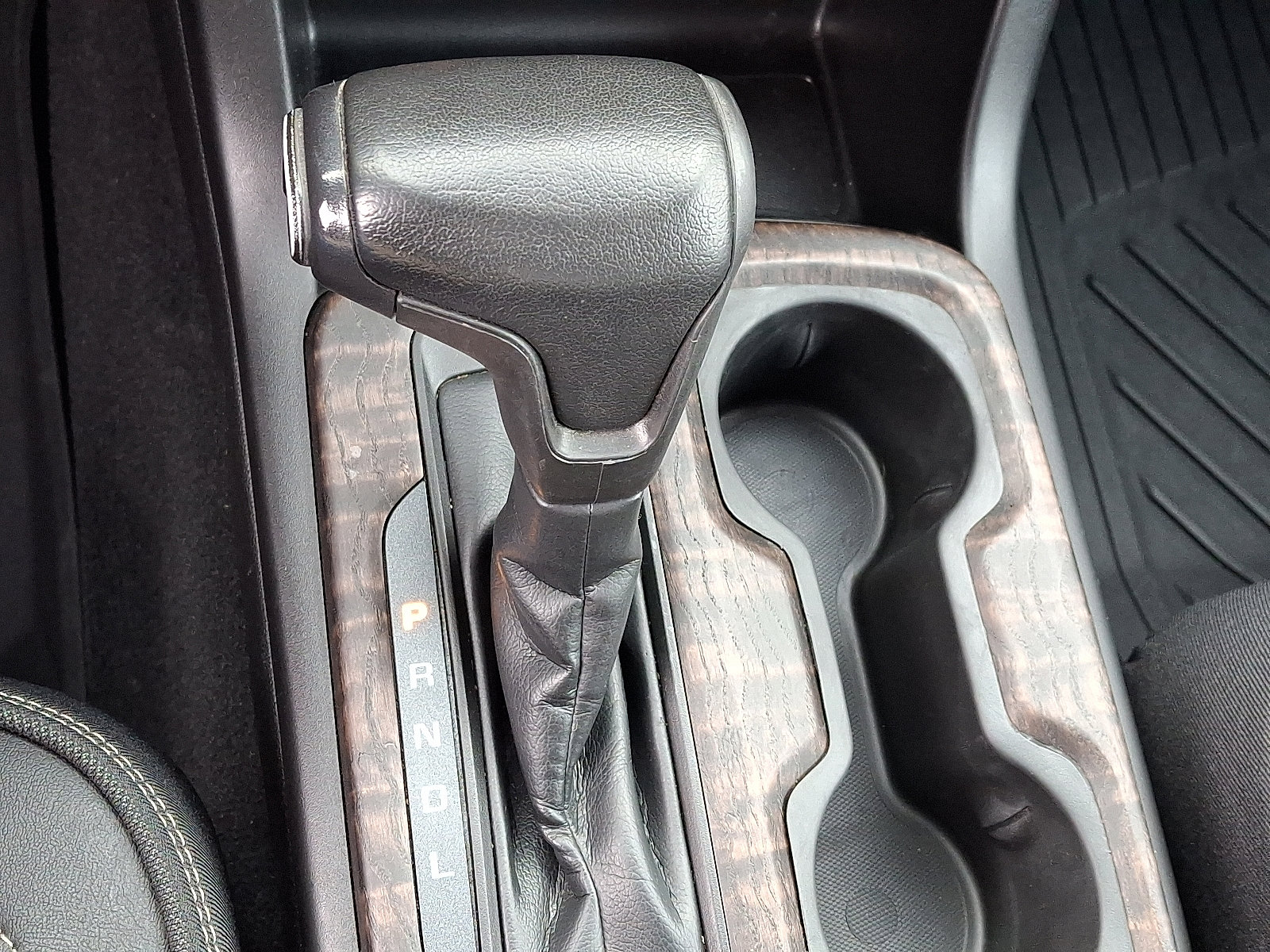 Certified 2021 GMC Canyon Denali image 14