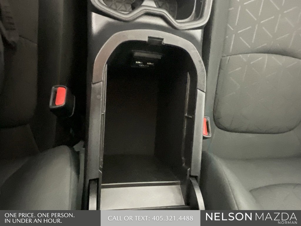 Used 2021 Toyota RAV4 XLE image 40